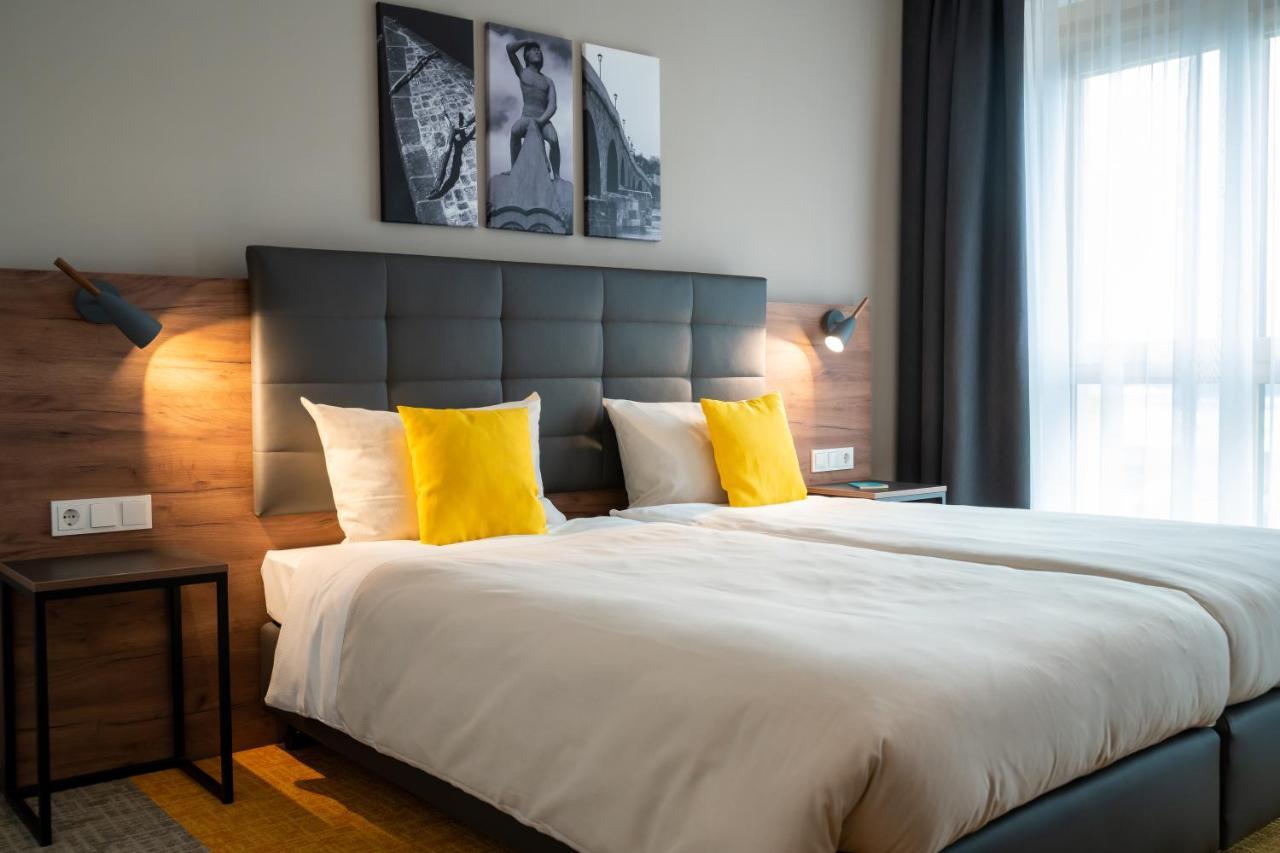 Hotel Includio เรเกนส์บวร์ก ภายนอก รูปภาพ