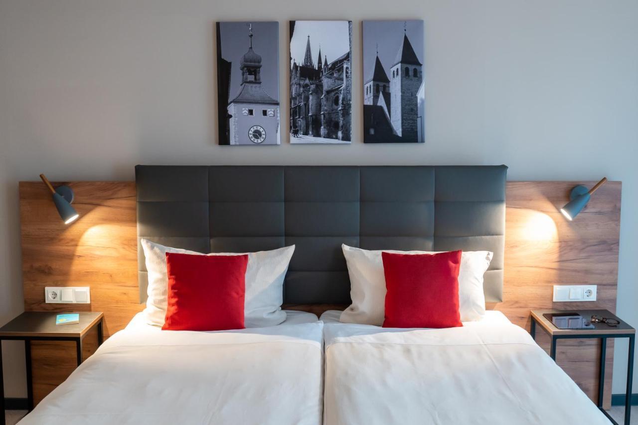 Hotel Includio เรเกนส์บวร์ก ภายนอก รูปภาพ